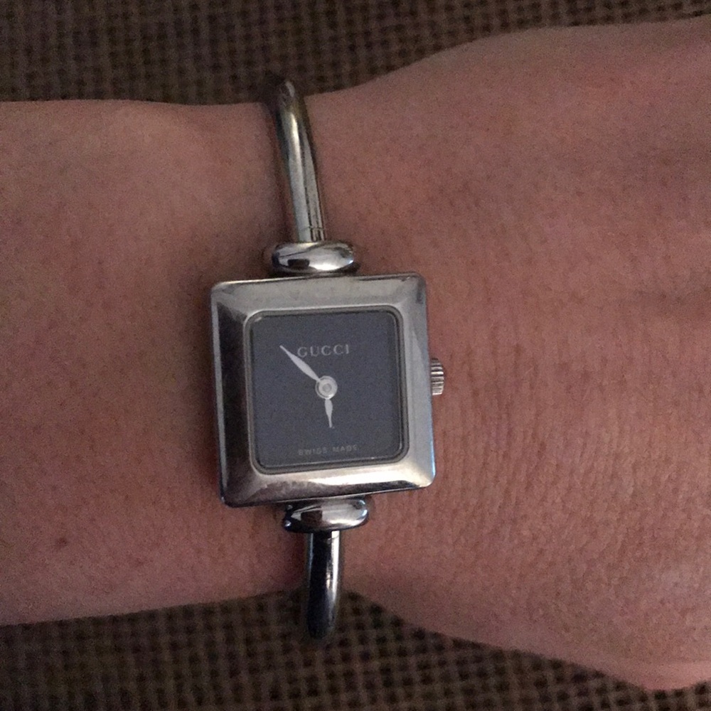 Gucci Watch - Picture 5 of 5